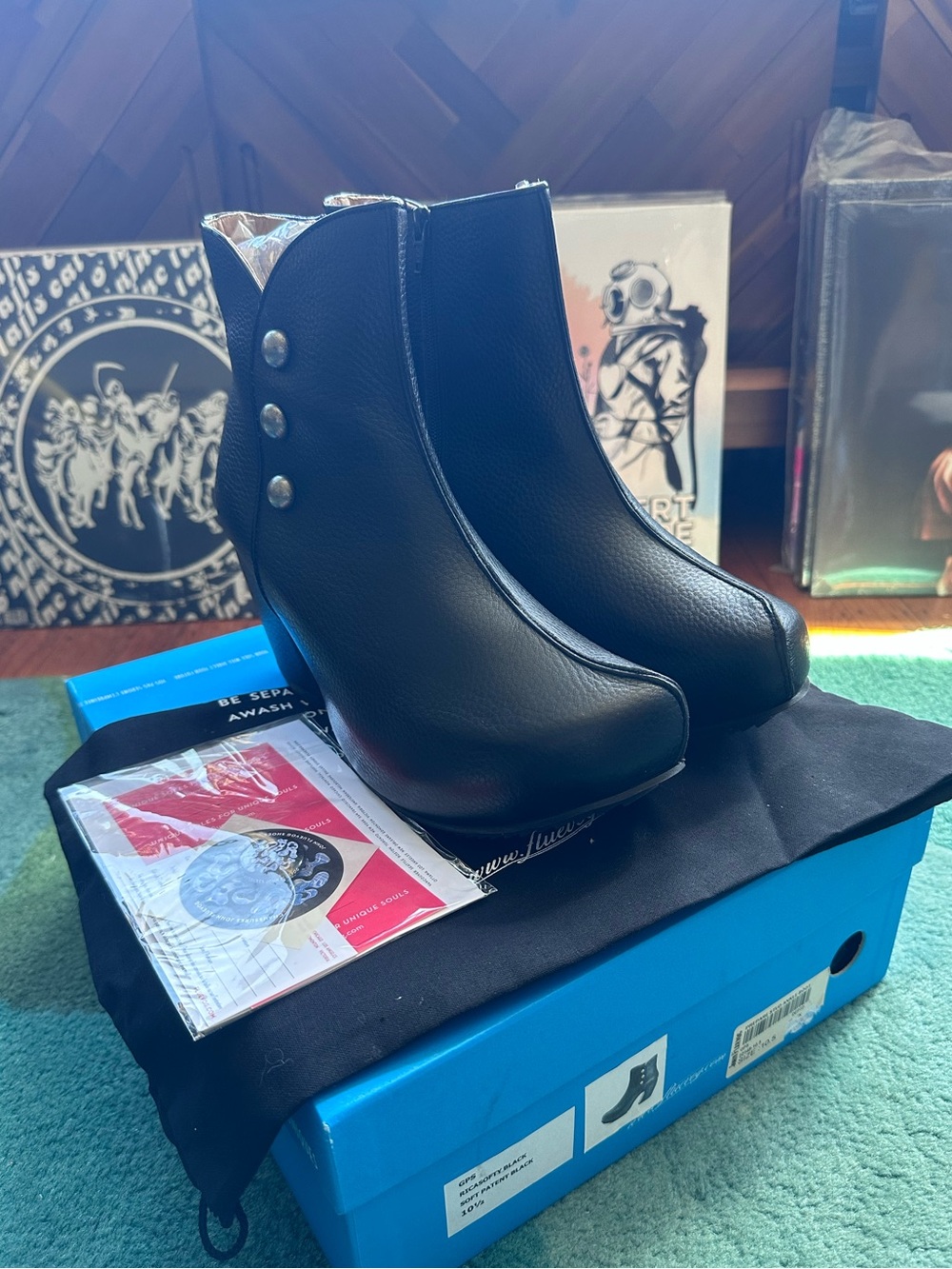 Fluevog NEW IN BOX Prepare GPS black leather platform zip booties -10.5 (fit 10)